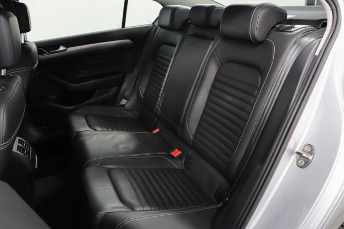 Volkswagen Passat B8 с пробегом 2019 года, цена 2 065 200 рублей, 178750 км, седан, Автокод Объявления