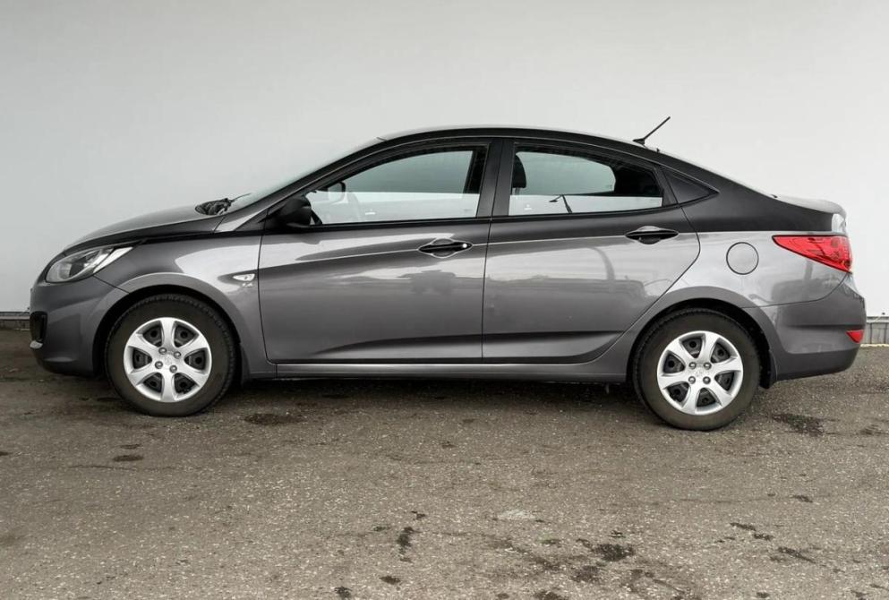 Hyundai Solaris I Киров  - изображение 8