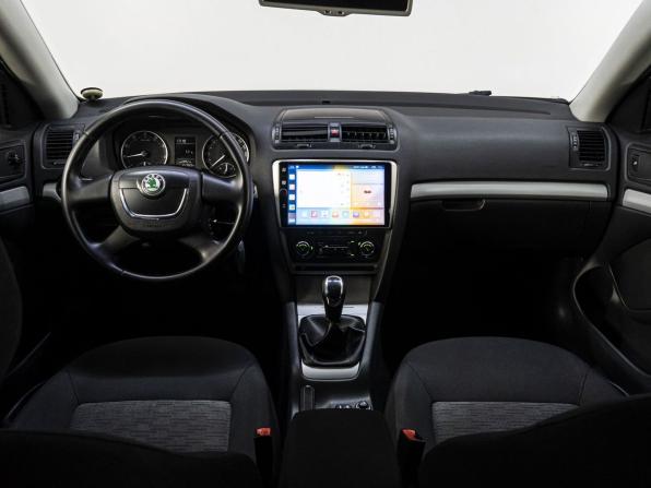 Skoda Octavia II (A5) Рестайлинг с пробегом 2012 года, цена 799 000 рублей, 217022 км, лифтбек, Автокод Объявления