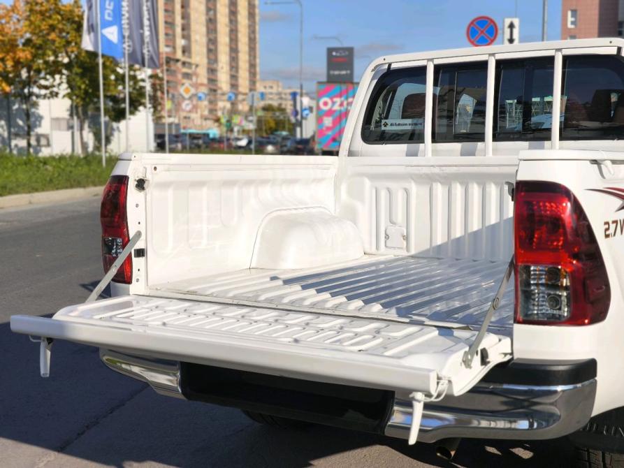 Toyota Hilux VIII Рестайлинг 2 Санкт-Петербург  - изображение 7