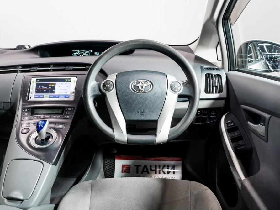 Toyota Prius III (XW30) Чита  - изображение 8
