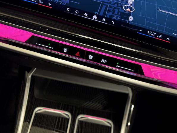 BMW 7 серии VII (G70) с пробегом 2023 года, цена 11 200 000 рублей, 99000 км, седан, Автокод Объявления