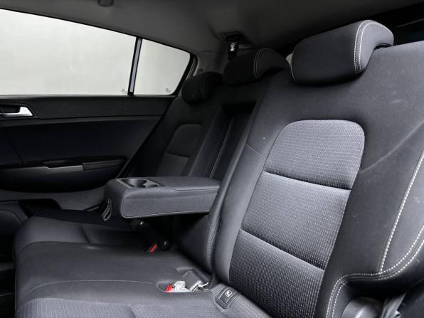 Kia Sportage IV Рестайлинг с пробегом 2019 года, цена 2 399 000 рублей, 86165 км, внедорожник, Автокод Объявления