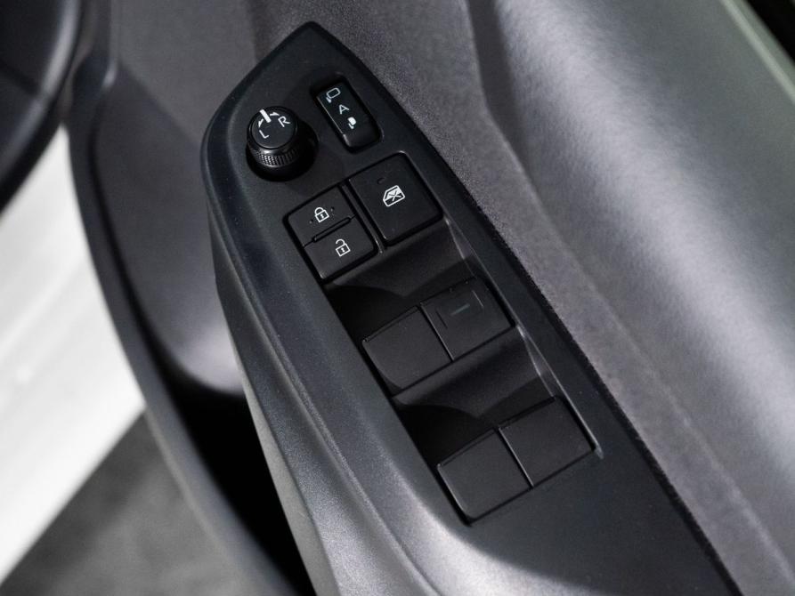 Toyota Yaris IV Иркутск  - изображение 19