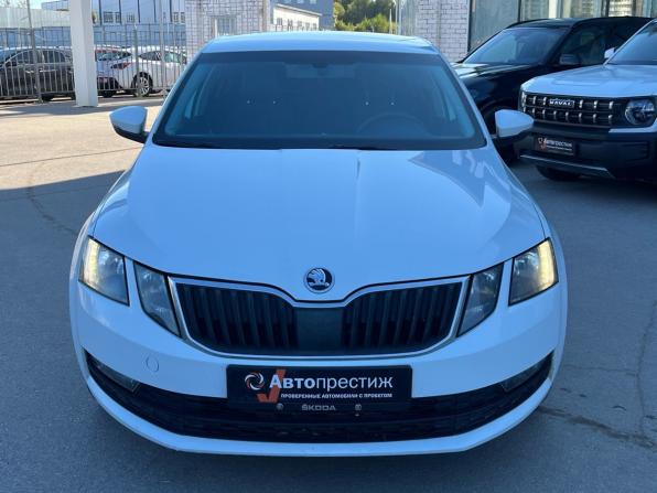 Skoda Octavia III (A7) Рестайлинг с пробегом 2017 года, цена 1 130 000 рублей, 181780 км, лифтбек, Автокод Объявления