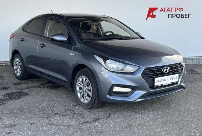 Hyundai Solaris II с пробегом 2018 года, цена 1 350 000 рублей, 153176 км, седан, Автокод Объявления