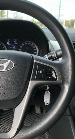 Hyundai Solaris I Рестайлинг с пробегом 2015 года, цена 669 600 рублей, 274125 км, седан, Автокод Объявления