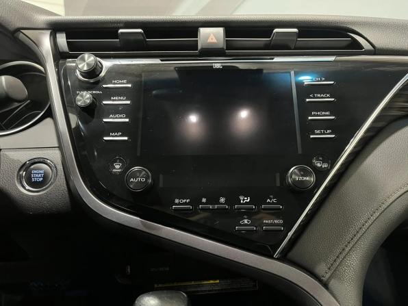 Toyota Camry VIII (XV70) с пробегом 2020 года, цена 2 945 000 рублей, 104306 км, седан, Автокод Объявления