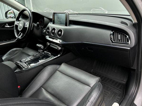Kia Stinger I с пробегом 2018 года, цена 2 596 700 рублей, 96419 км, лифтбек, Автокод Объявления