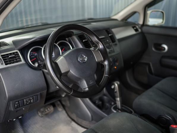 Nissan Tiida I Рестайлинг с пробегом 2011 года, цена 759 000 рублей, 188100 км, хэтчбек, Автокод Объявления