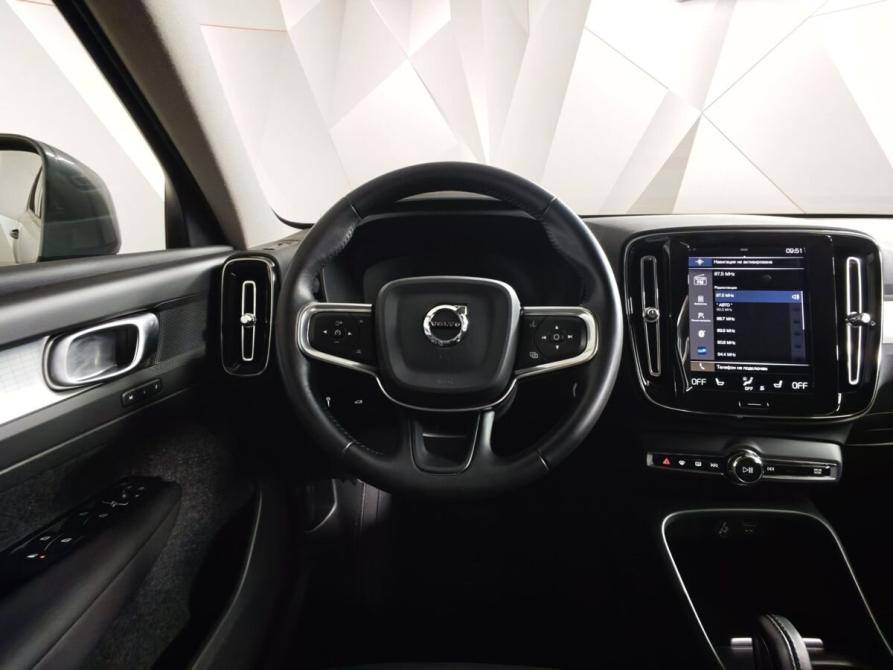 Volvo XC40 I Москва  - изображение 20