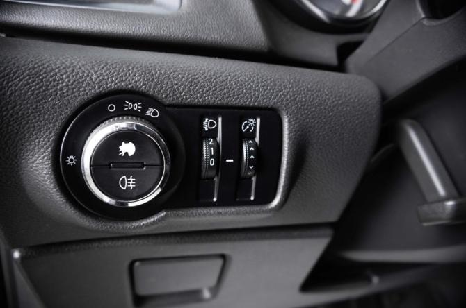 Opel Astra J Рестайлинг с пробегом 2012 года, цена 799 000 рублей, 201000 км, седан, Автокод Объявления