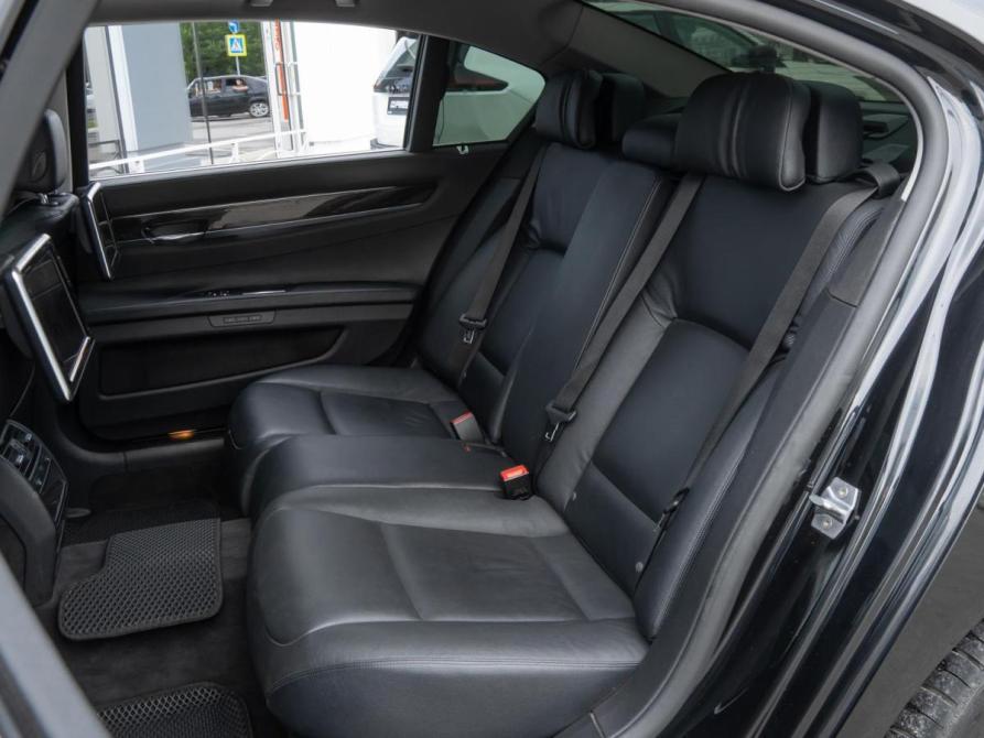 BMW 7 серии V (F01/F02/F04) Рестайлинг Волгоград  - изображение 11