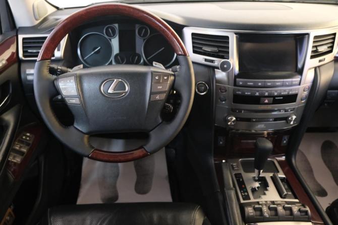 Lexus LX III Рестайлинг с пробегом 2013 года, цена 4 599 000 рублей, 227000 км, внедорожник, Автокод Объявления