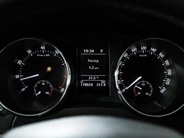 Skoda Yeti I Рестайлинг с пробегом 2014 года, цена 1 099 700 рублей, 177262 км, внедорожник, Автокод Объявления