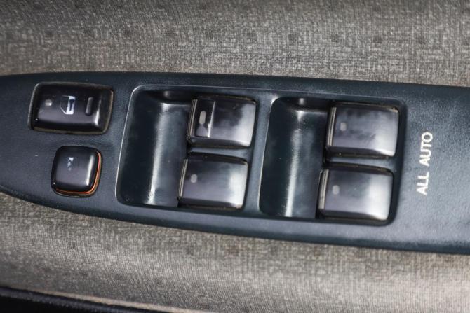 Toyota Ipsum II (M20) с пробегом 2001 года, цена 699 000 рублей, 386500 км, компактвэн, Автокод Объявления