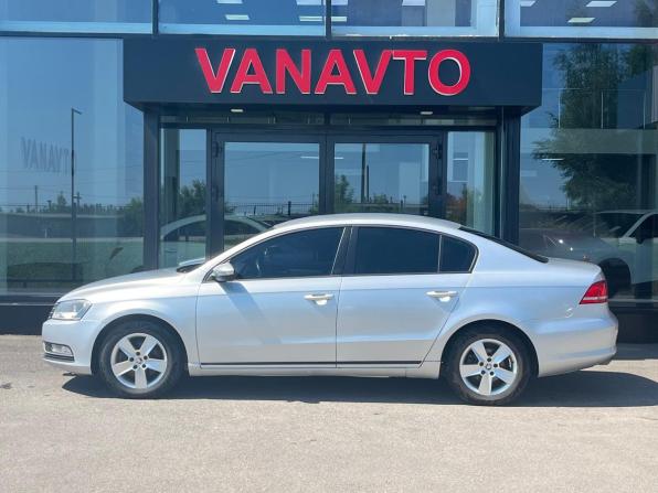 Volkswagen Passat B7 с пробегом 2011 года, цена 845 000 рублей, 226400 км, седан, Автокод Объявления