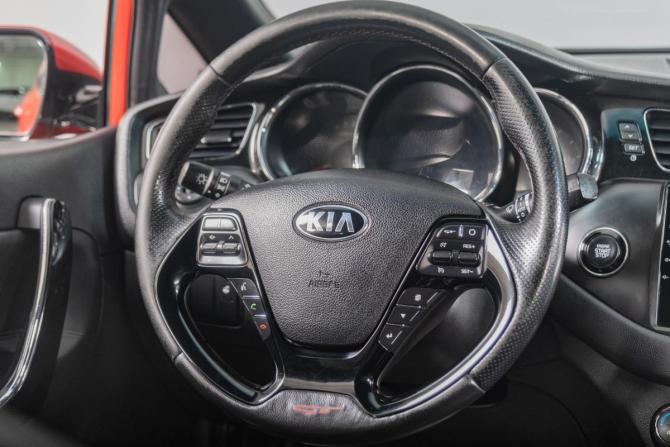 Kia Ceed GT II с пробегом 2014 года, цена 1 269 000 рублей, 190000 км, хэтчбек, Автокод Объявления