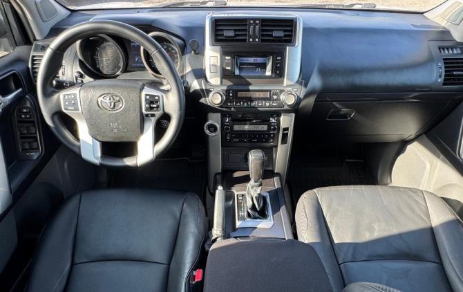 Toyota Land Cruiser Prado 150 Series с пробегом 2012 года, цена 2 420 000 рублей, 270744 км, внедорожник, Автокод Объявления