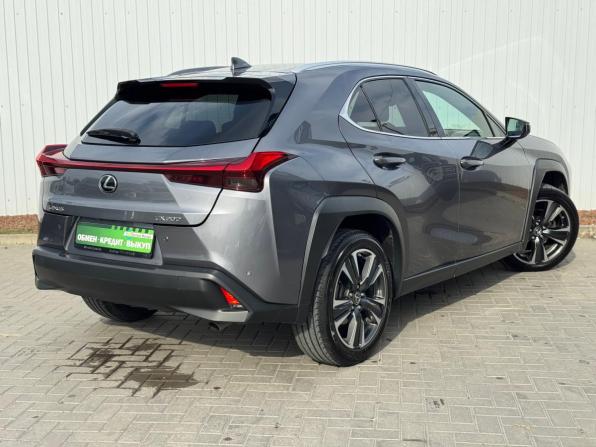 Lexus UX I с пробегом 2019 года, цена 2 599 000 рублей, 135000 км, внедорожник, Автокод Объявления