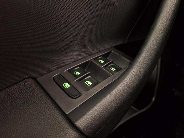 Skoda Rapid I Рестайлинг с пробегом 2019 года, цена 1 249 000 рублей, 96000 км, лифтбек, Автокод Объявления