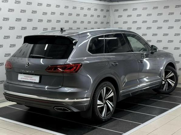 Volkswagen Touareg III с пробегом 2021 года, цена 6 344 000 рублей, 47955 км, внедорожник, Автокод Объявления