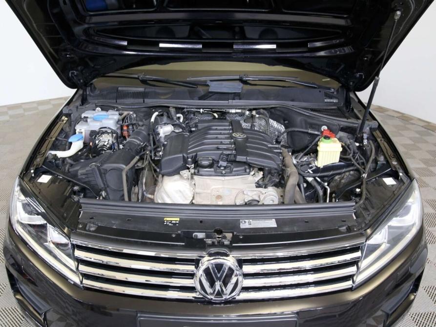 Volkswagen Touareg II Рестайлинг Санкт-Петербург  - изображение 11