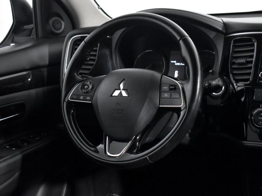 Mitsubishi Outlander III Рестайлинг 2 Санкт-Петербург  - изображение 16