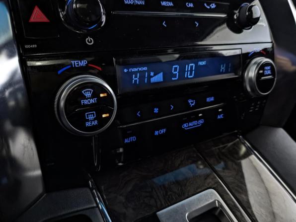 Toyota Alphard III Рестайлинг с пробегом 2018 года, цена 5 300 000 рублей, 70043 км, минивэн, Автокод Объявления