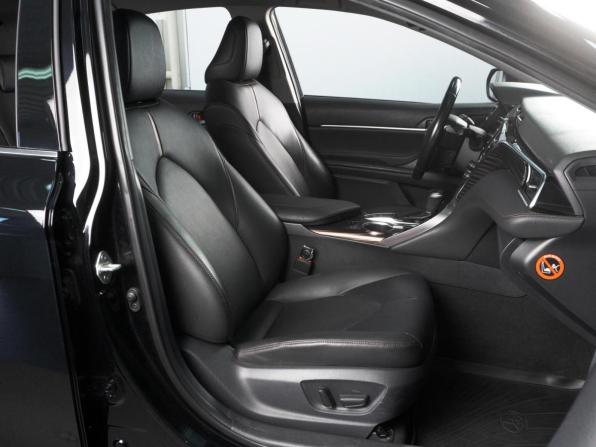Toyota Camry VIII (XV70) с пробегом 2019 года, цена 2 825 000 рублей, 99608 км, седан, Автокод Объявления