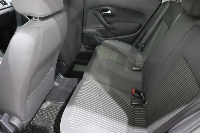 Volkswagen Polo V с пробегом 2015 года, цена 860 000 рублей, 90512 км, седан, Автокод Объявления