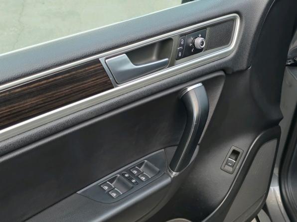 Volkswagen Touareg II Рестайлинг с пробегом 2015 года, цена 2 750 000 рублей, 186718 км, внедорожник, Автокод Объявления
