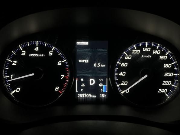 Mitsubishi Outlander III с пробегом 2013 года, цена 1 090 000 рублей, 261772 км, внедорожник, Автокод Объявления