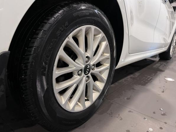 Kia Rio IV с пробегом 2018 года, цена 1 380 000 рублей, 100106 км, седан, Автокод Объявления