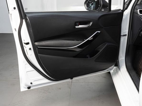 Toyota Corolla XII (E210) Рестайлинг с пробегом 2023 года, цена 3 199 000 рублей, 26775 км, седан, Автокод Объявления