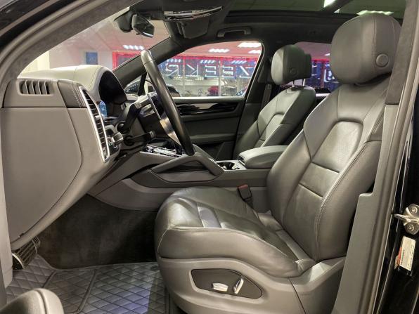 Porsche Cayenne III с пробегом 2018 года, цена 4 950 000 рублей, 106000 км, внедорожник, Автокод Объявления