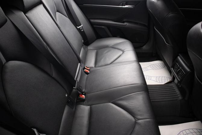 Toyota Camry VIII (XV70) Рестайлинг с пробегом 2021 года, цена 3 149 000 рублей, 44549 км, седан, Автокод Объявления