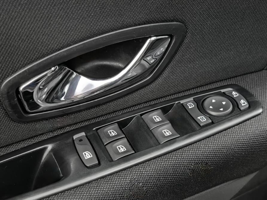 Renault Fluence I Рестайлинг Москва  - изображение 20