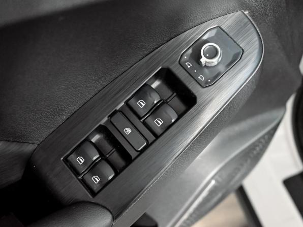 Haval Jolion I Рестайлинг с пробегом 2024 года, цена 2 100 000 рублей, 20308 км, внедорожник, Автокод Объявления