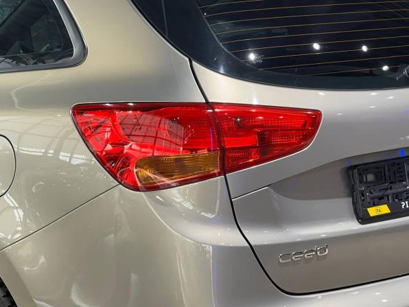 Kia Ceed II с пробегом 2013 года, цена 1 220 000 рублей, 119185 км, универсал, Автокод Объявления
