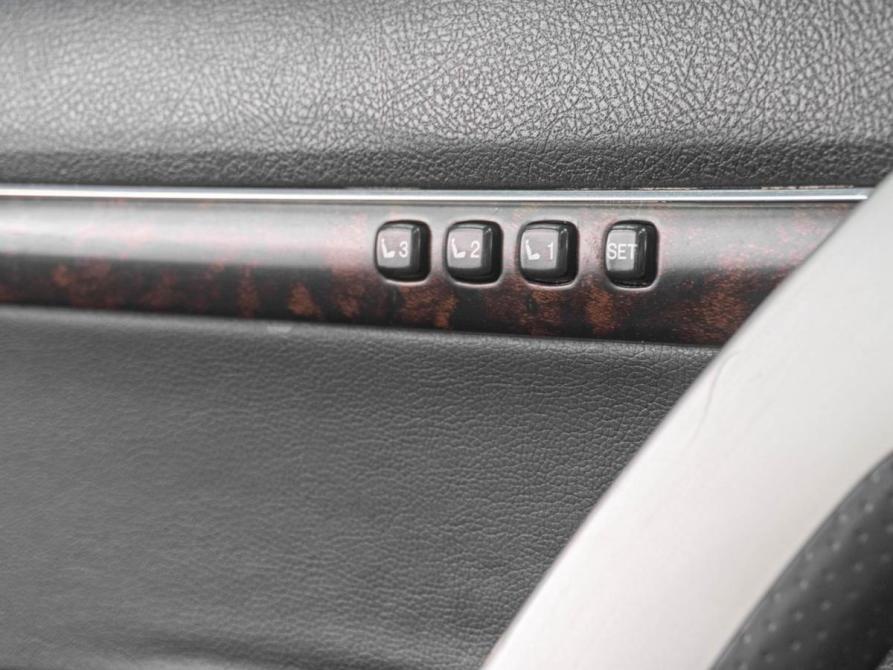 Toyota Land Cruiser 200 Series Рестайлинг 1 Тюмень  - изображение 25