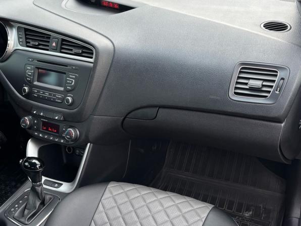Kia Ceed II Рестайлинг с пробегом 2016 года, цена 1 120 000 рублей, 176665 км, хэтчбек, Автокод Объявления