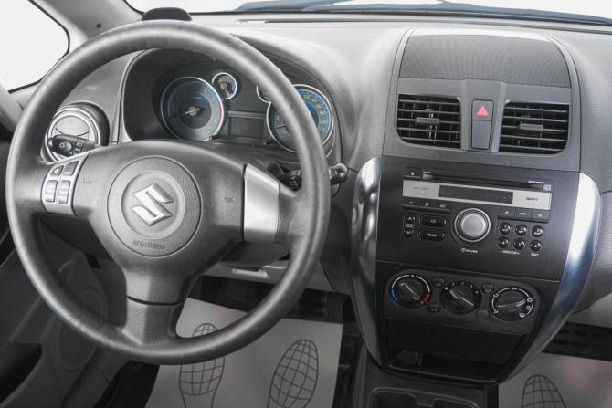 Suzuki SX4 I (Classic) Рестайлинг с пробегом 2010 года, цена 799 000 рублей, 117108 км, хэтчбек, Автокод Объявления