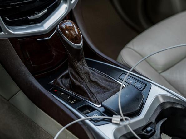 Cadillac SRX II Рестайлинг с пробегом 2013 года, цена 1 100 000 рублей, 192998 км, внедорожник, Автокод Объявления