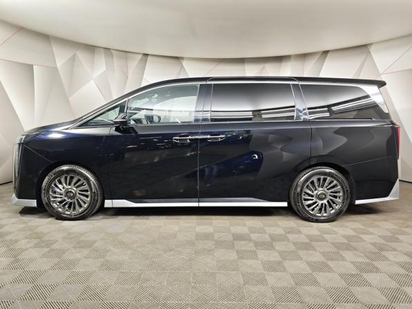 GAC M8 с пробегом 2023 года, цена 4 159 000 рублей, 23576 км, минивэн, Автокод Объявления