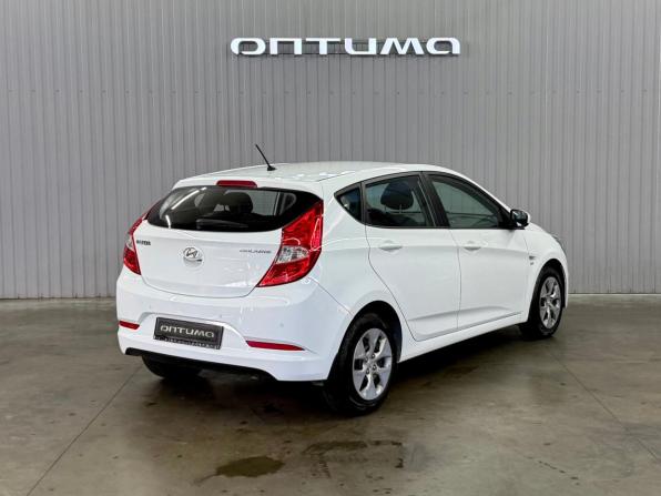 Hyundai Solaris I Рестайлинг с пробегом 2015 года, цена 1 097 000 рублей, 159676 км, хэтчбек, Автокод Объявления