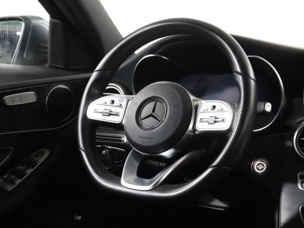 Mercedes-Benz C-Класс IV (W205) Рестайлинг с пробегом 2019 года, цена 3 645 900 рублей, 82000 км, седан, Автокод Объявления