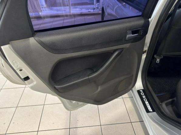 Ford Focus II с пробегом 2007 года, цена 370 000 рублей, 231666 км, седан, Автокод Объявления