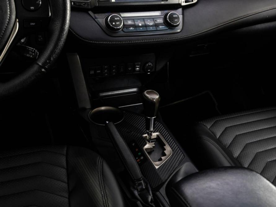 Toyota RAV4 IV (XA40) Санкт-Петербург  - изображение 12