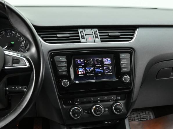 Skoda Octavia III (A7) с пробегом 2017 года, цена 1 399 000 рублей, 159000 км, лифтбек, Автокод Объявления
